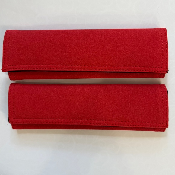 Set of 2 Jaguar Car Seat Belt Shoulder Strap Covers Red & Black New - Picture 4 of 4